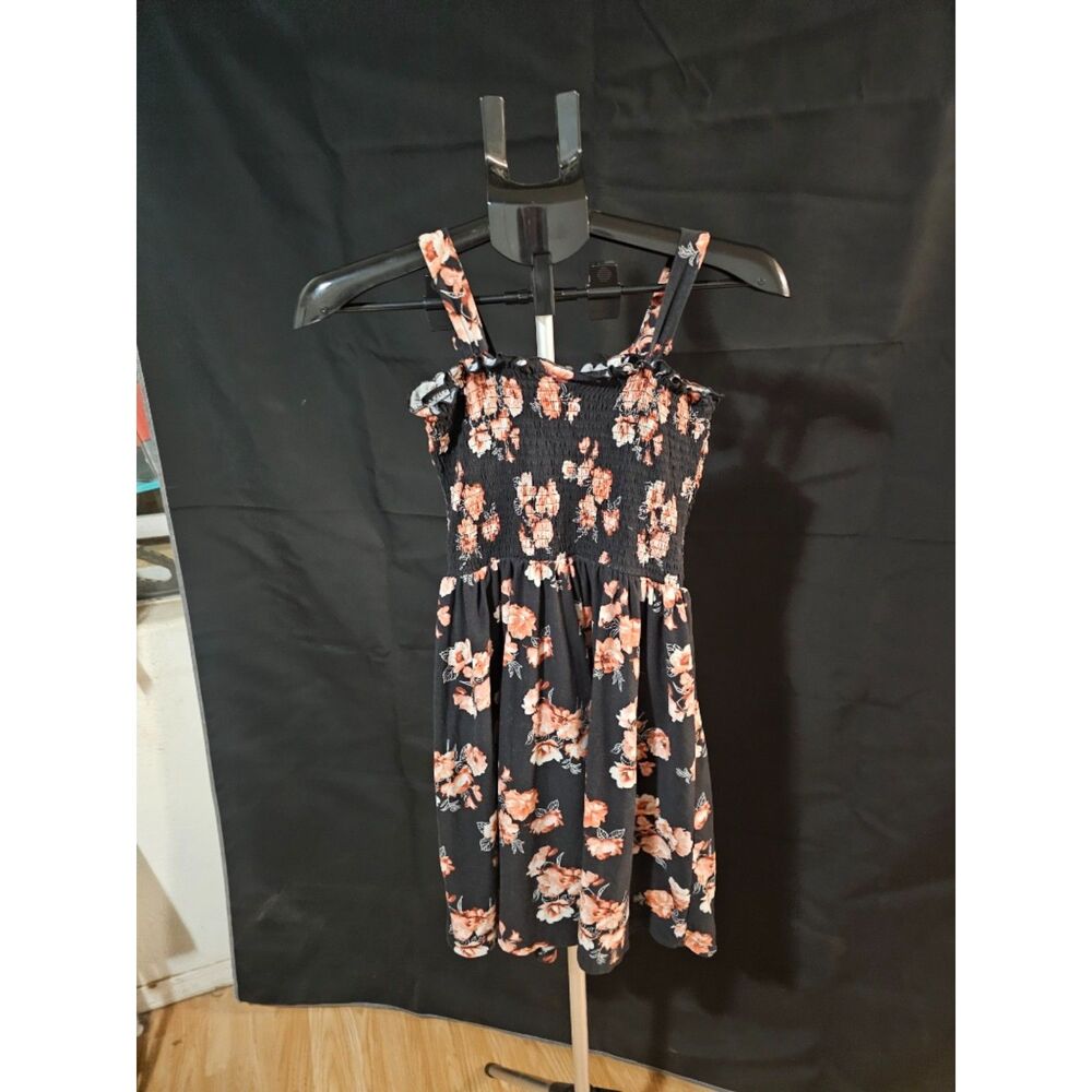 Women’s Floral Smocked Tank Mini Dress – Black & Peach Floral Sundress